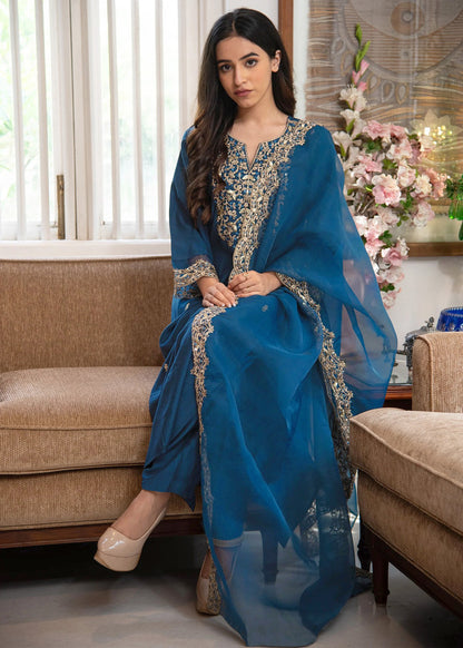 Cerulean Embroidered Kurta Pant Set with Organza Dupatta