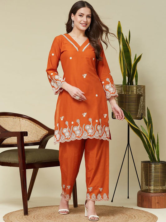 Women’s Embroidered Crepe Co-Ord Kurta Pant Set