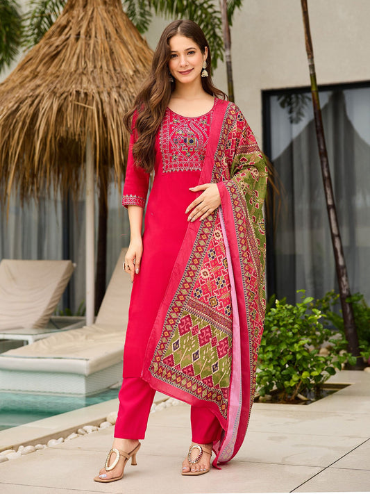 Embroidered Tesla Kurta Pant Set with Chanderi Dupatta